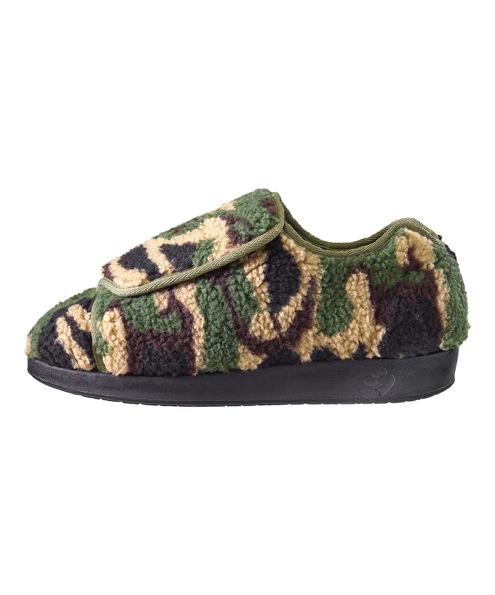 Men’s Slippers with Easy Closures – Adjustable Fit (Regular to Extra Wide)